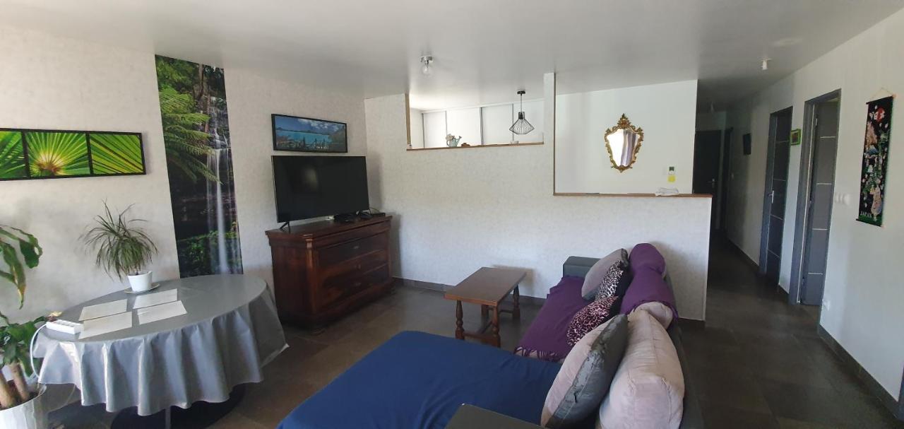 2 Vraies Chambres Privees Au Calme Dans Villa De Campagne Plain-Pied 105M2 Avec Piscine A Montfaucon Montfaucon  Exterior foto